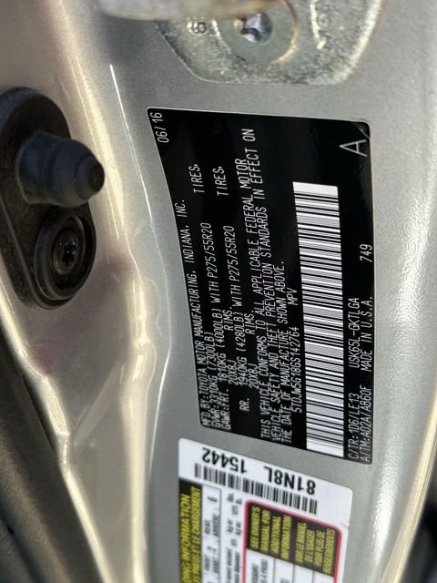 Used 2016 Silver Toyota Limited image 31