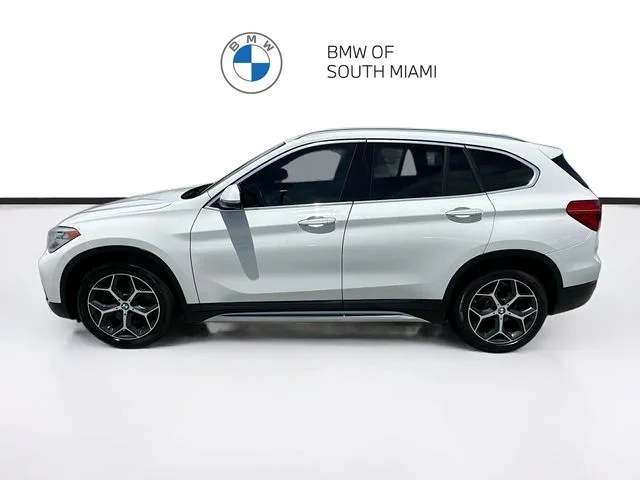 Used 2019 White BMW sDrive28i image 4