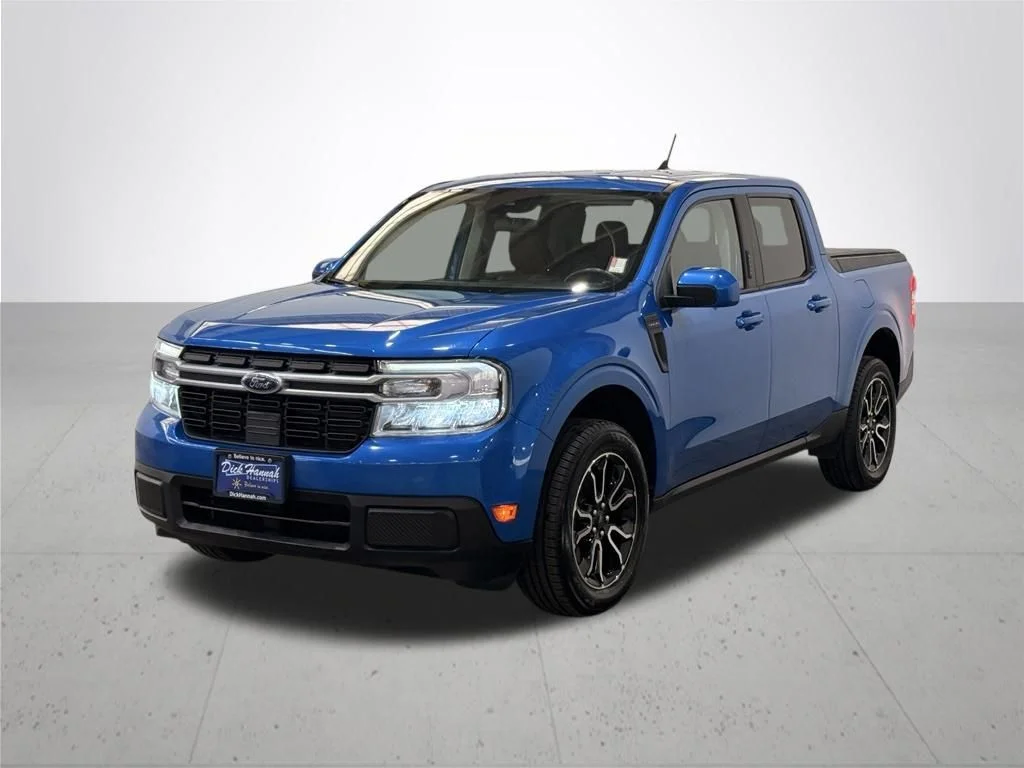 Used 2022 Blue Ford Lariat image 2