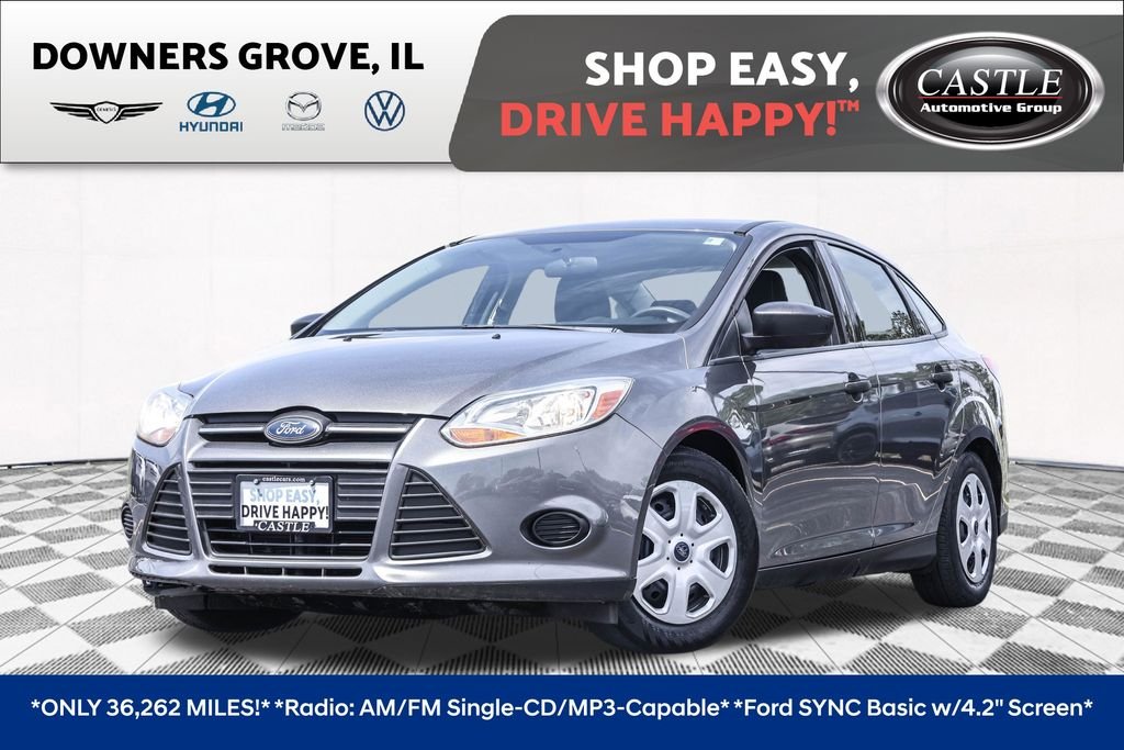 2014 Ford Focus Sedan S's photo