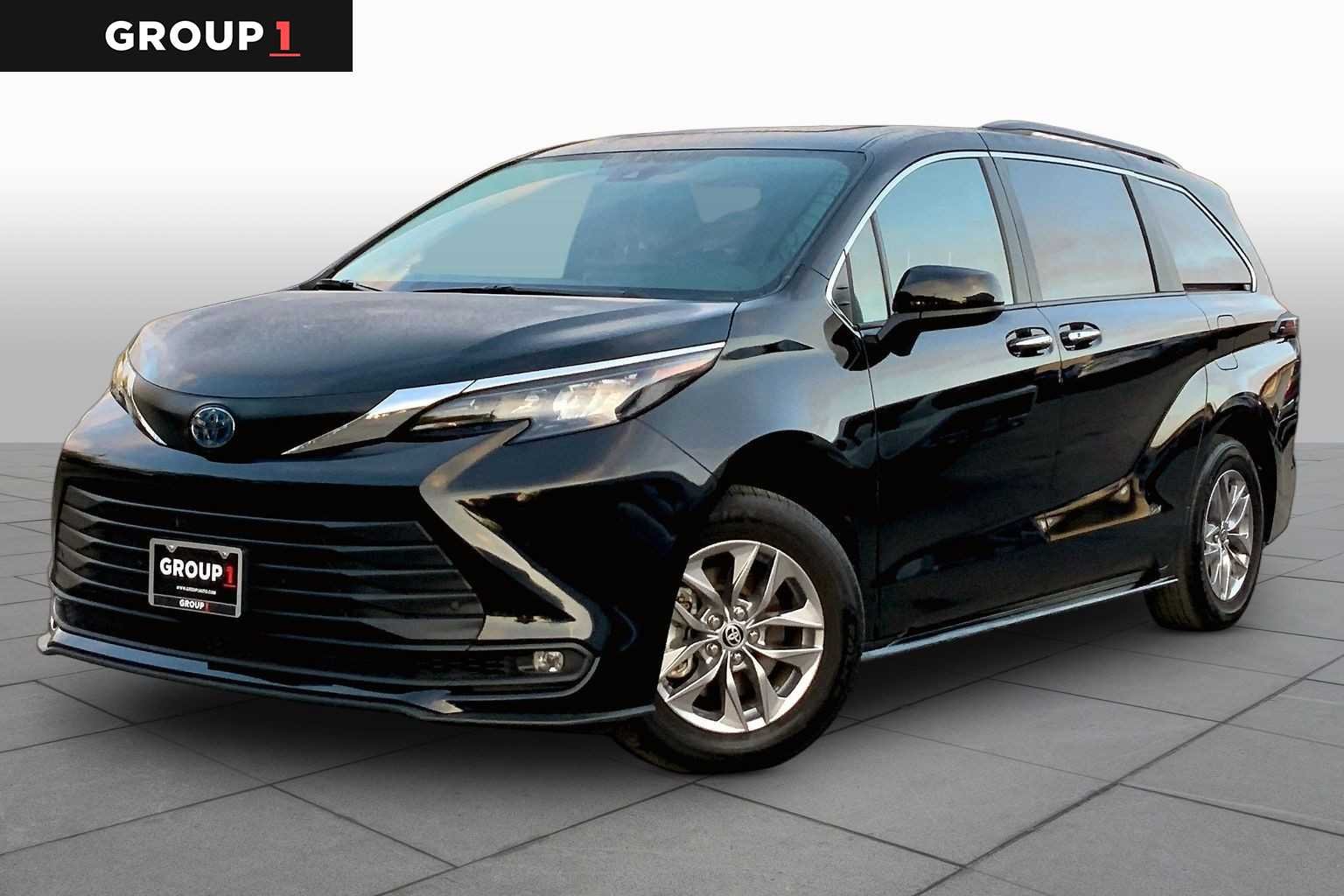 2025 Toyota Sienna XLE