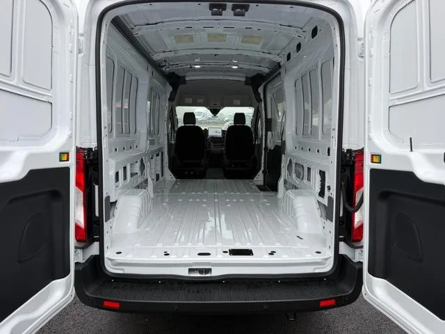 New 2026 Oxford White Ford Cargo Van image 29