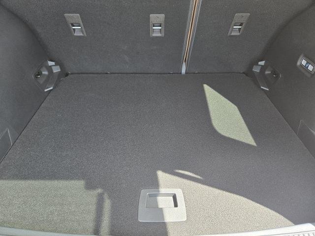 New 2026 Shadow Black Ford Outer Banks® image 40