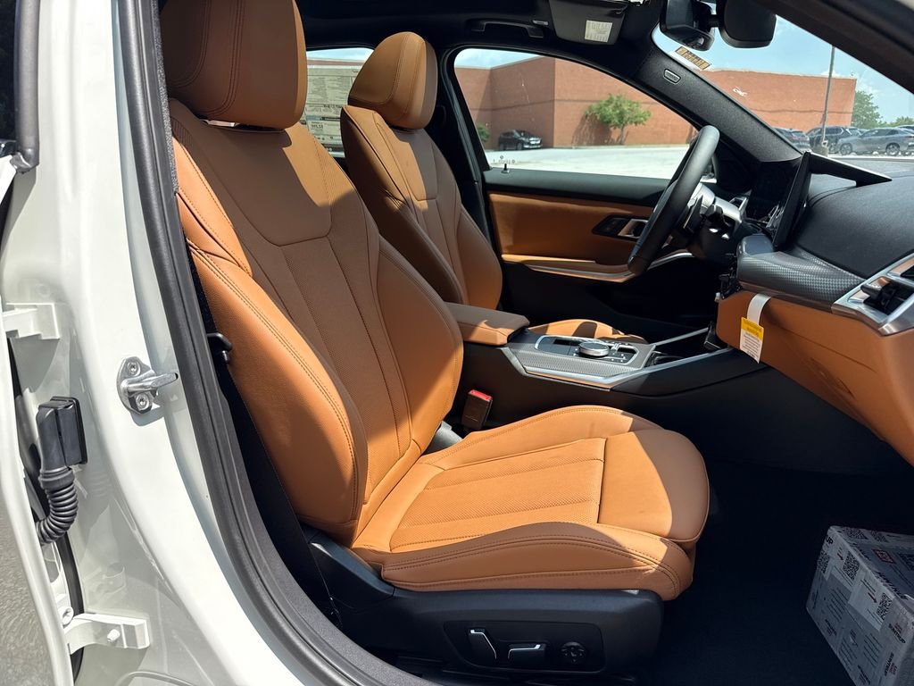 New 2026 White BMW 330i xDrive image 27