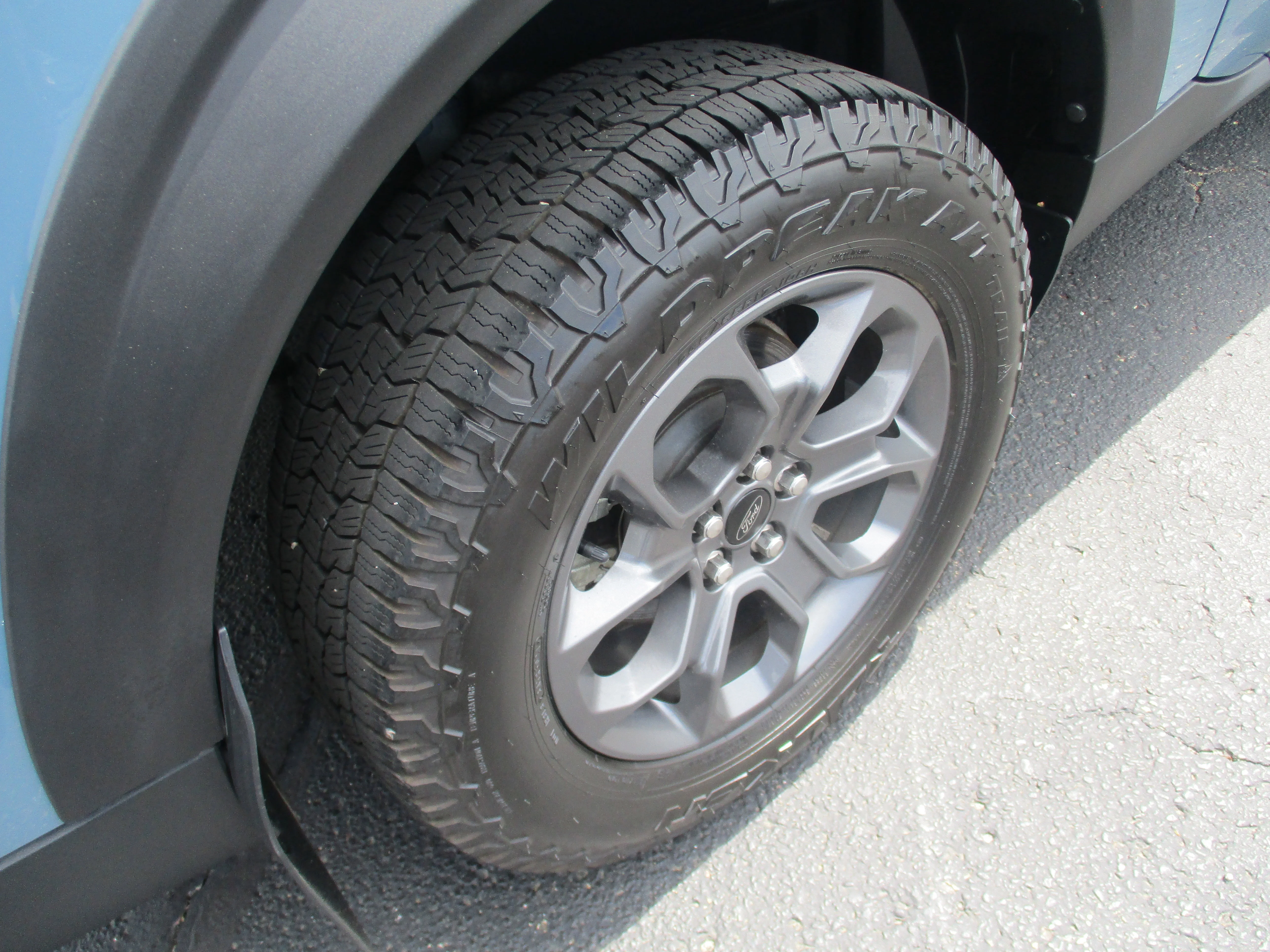 Used 2022 Area 51 Ford XLT Hybrid FWD image 49