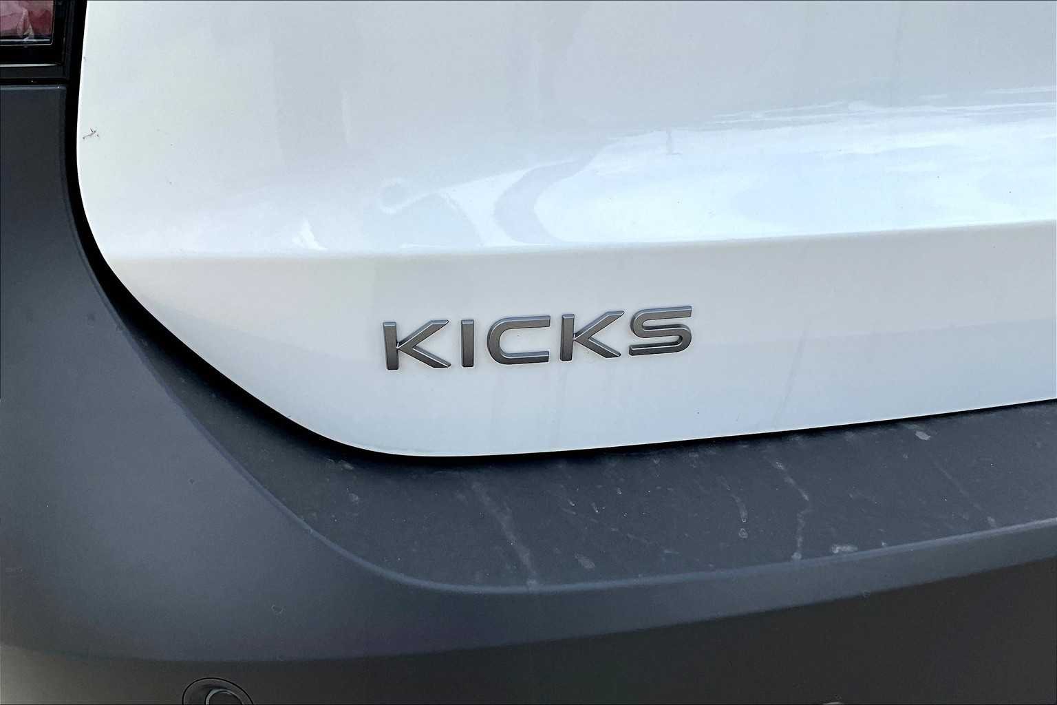 2025 Nissan Kicks SR - Photo 8