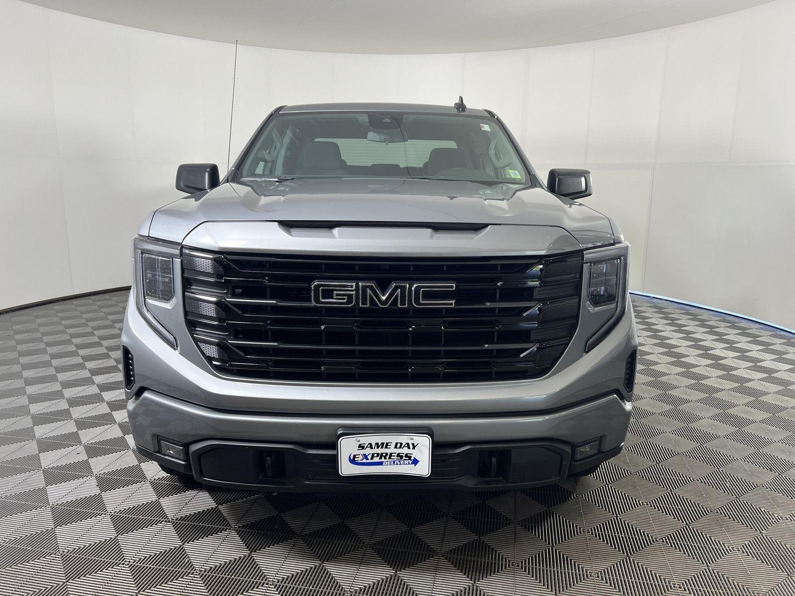 Used 2023 Sterling Metallic GMC Elevation image 30