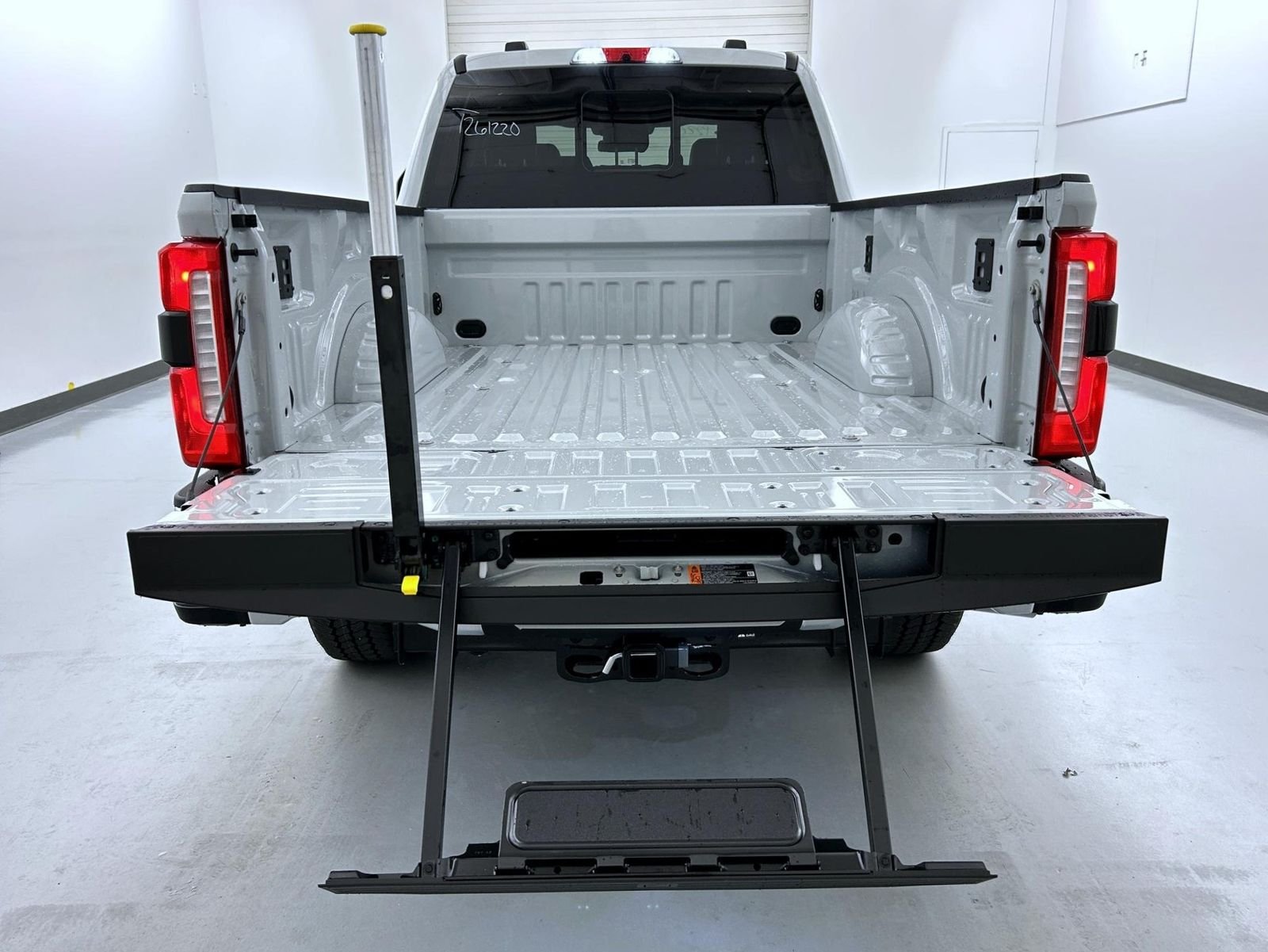New 2026 Avalanche Ford Lariat image 22