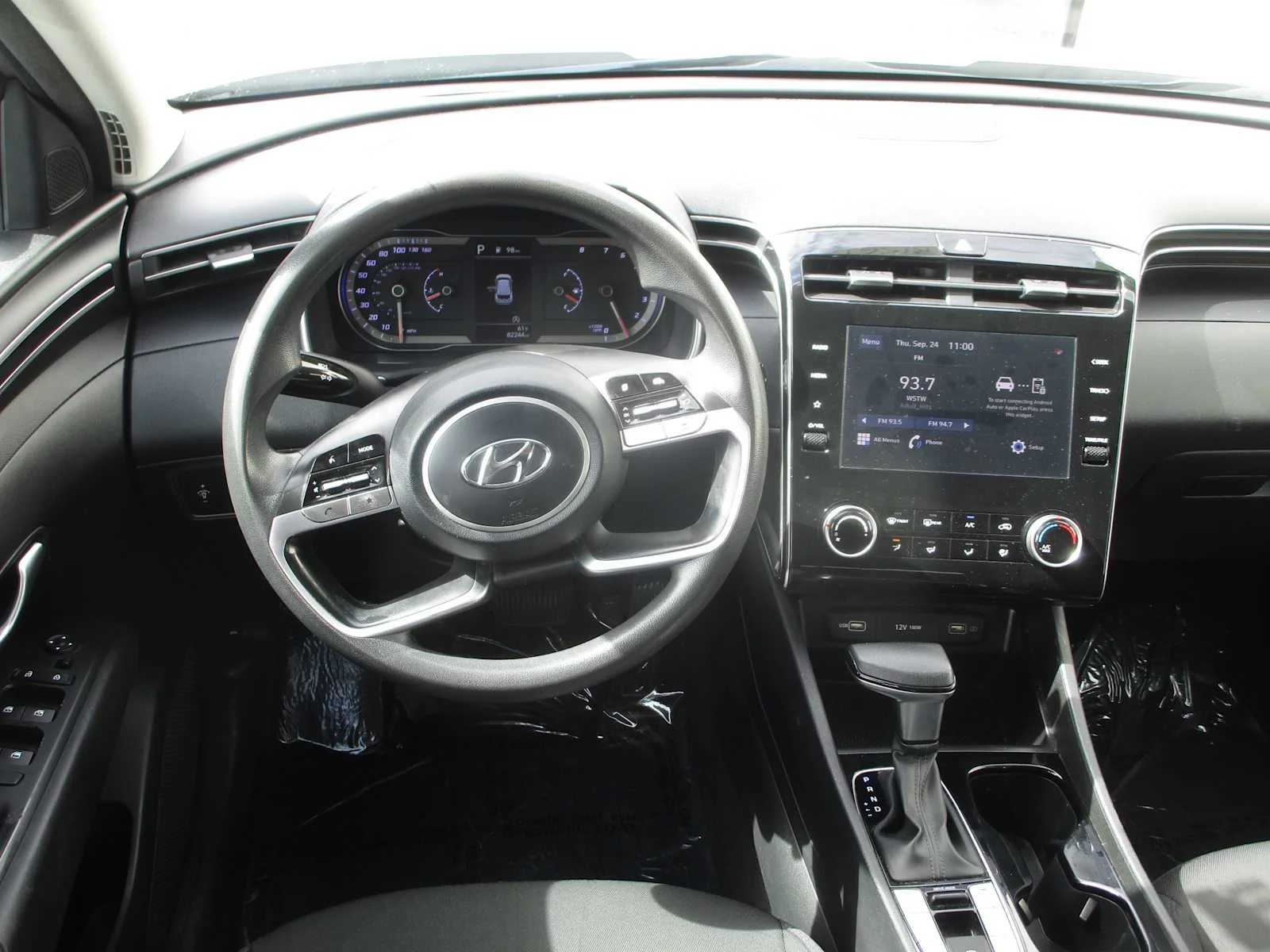 Used 2022 Shimmering Silver Hyundai SEL image 11