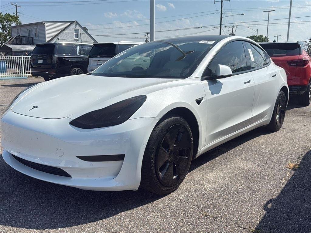 Used 2020 Pearl White Multi-Coat Tesla Standard Range image 1