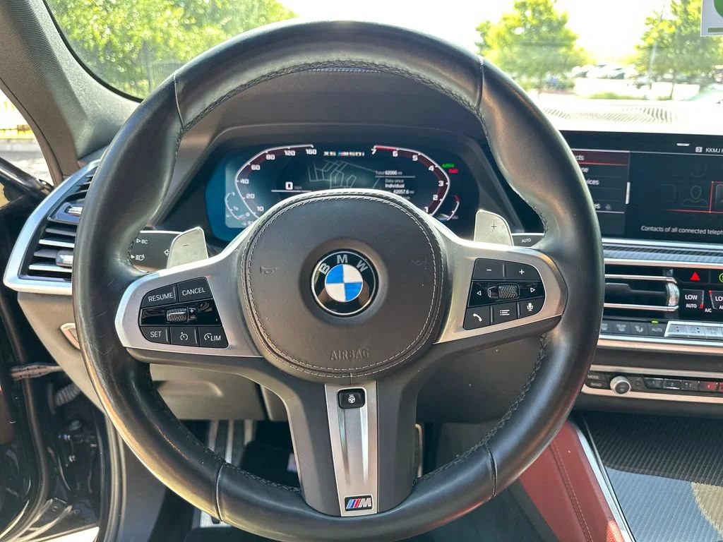 Used 2022  BMW M50i image 25