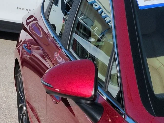 Certified Used 2020 Calypso Red Hyundai Limited image 12