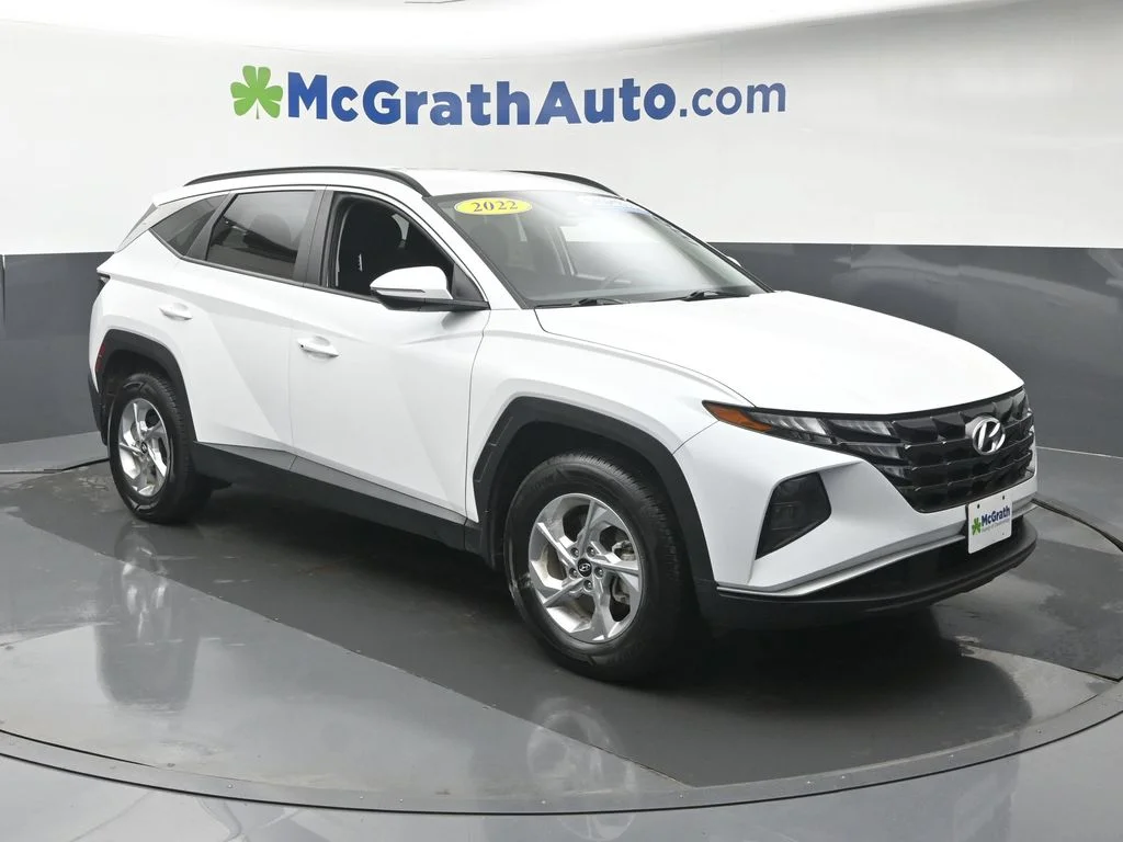 Used 2022 Gray Hyundai SEL image 2