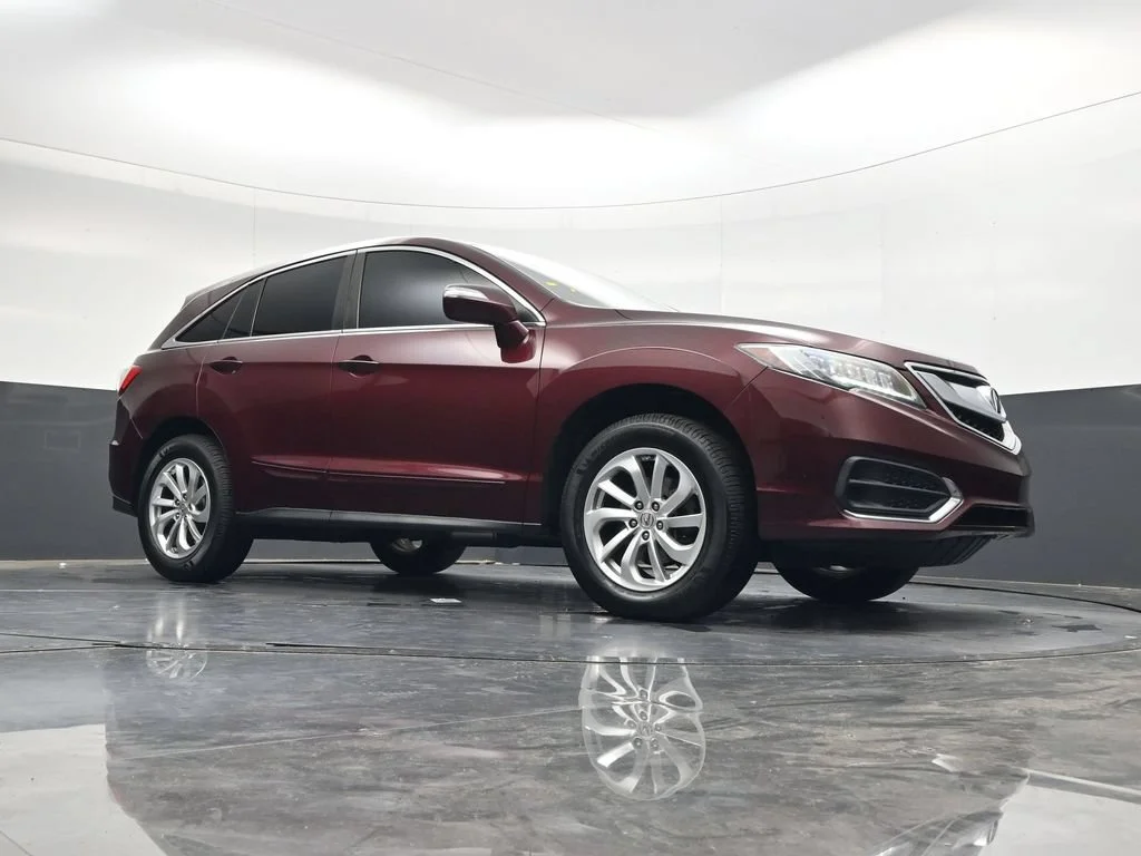 Used 2018  Acura Technology Package image 26