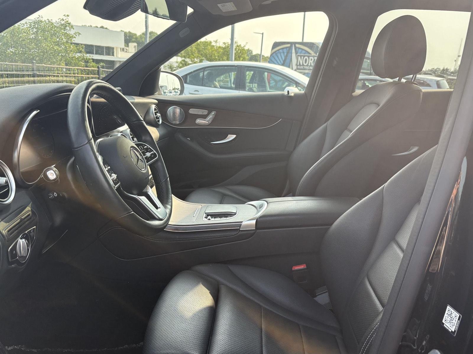 Used 2021 Black Mercedes-Benz GLC 300 image 7