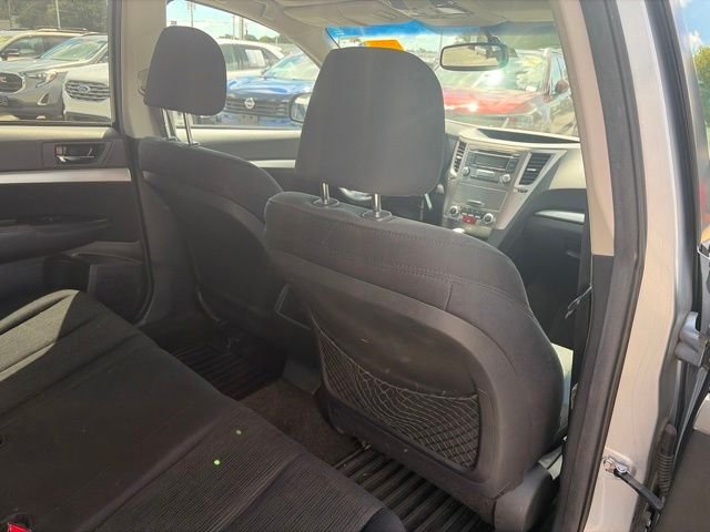 Used 2013 Silver Subaru 2.5i Premium image 15