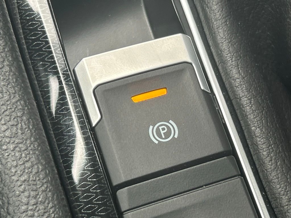 New 2026 White Volkswagen 1.5T SE Black image 50