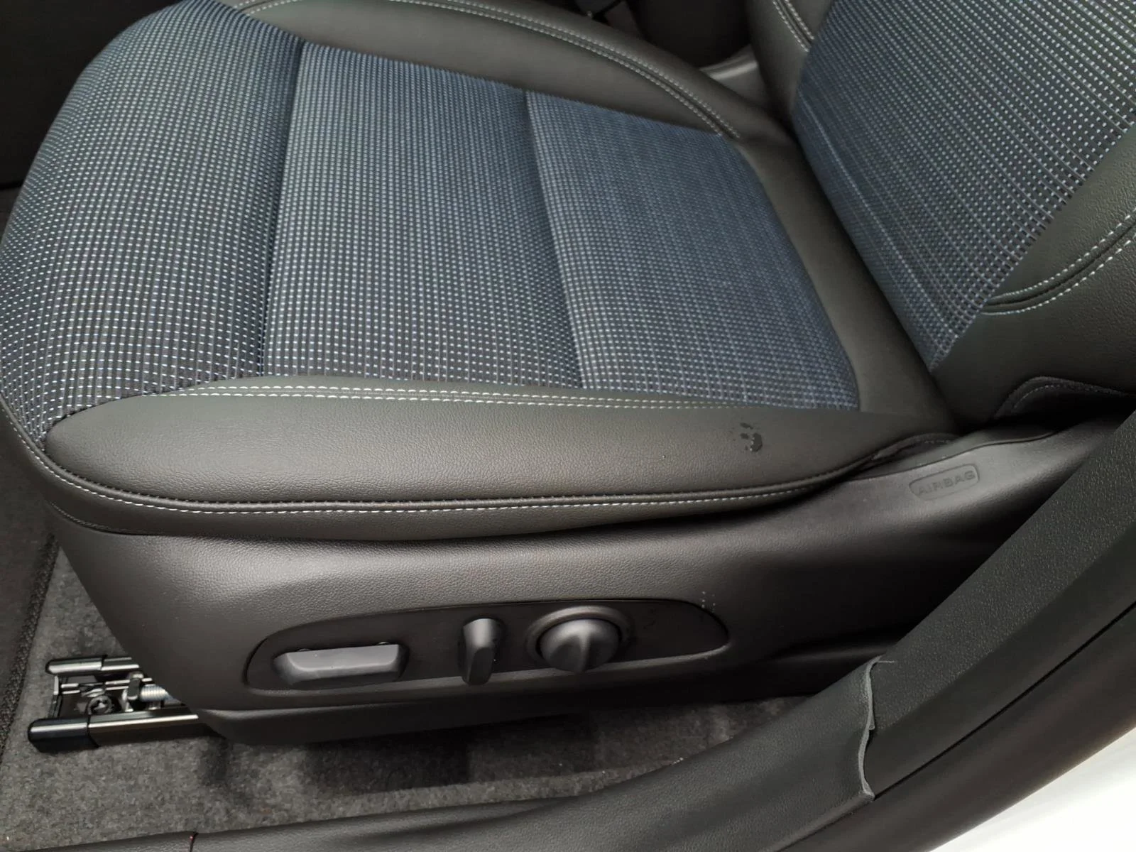 2026 Buick Envista Preferred - Photo 13