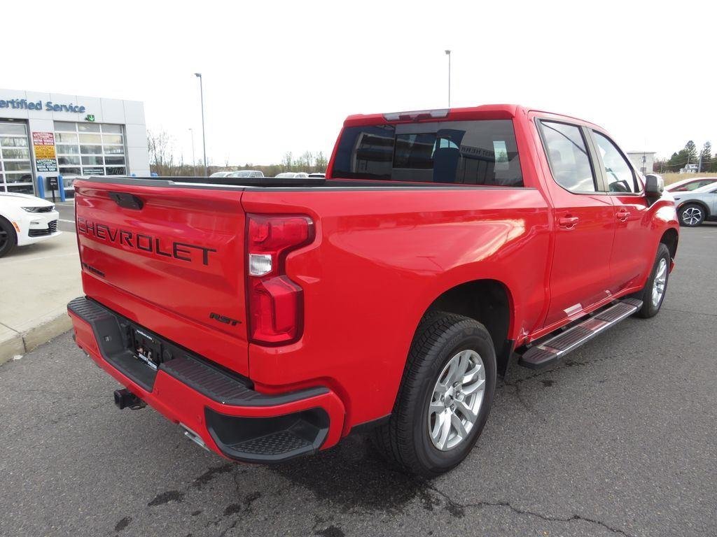 Used 2021 Red Chevrolet RST image 6