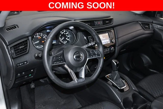 Used 2020 Silver Nissan S image 15
