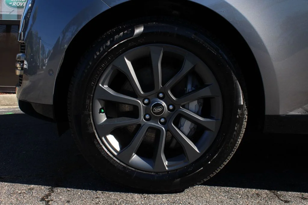 2023 Land Rover Range Rover SE - Photo 11