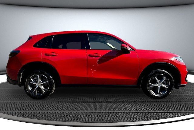 Used 2023  Honda EX-L image 4