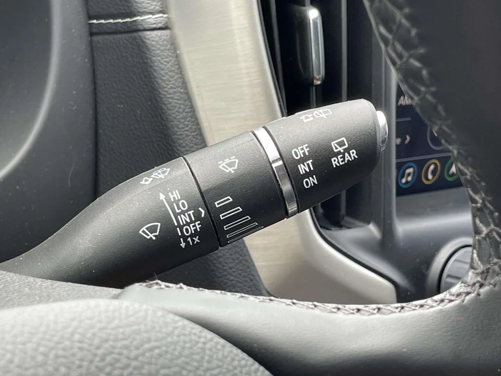 Used 2023 Summit White GMC Denali image 19