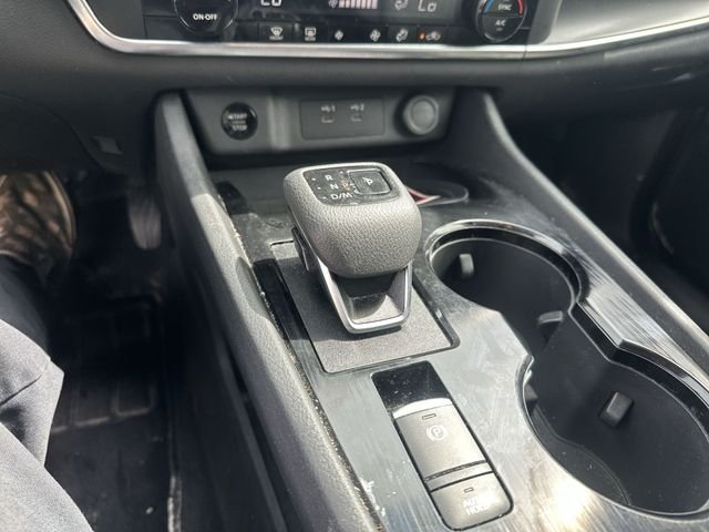 2025 Nissan Rogue SV - Photo 24