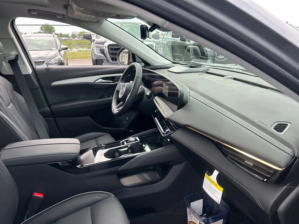 2026 Buick Envision Avenir - Photo 38