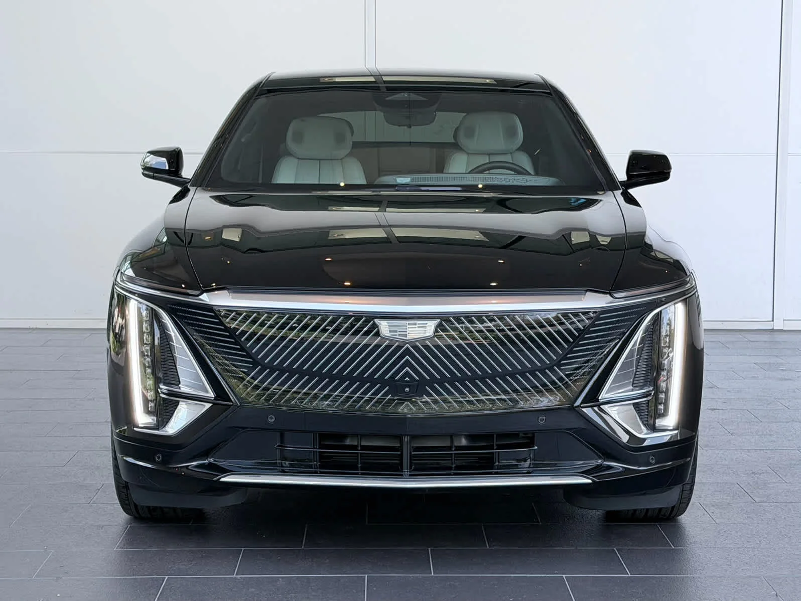 Certified 2025 Cadillac LYRIQ Luxury 3 with VIN 1GYKPTRK3SZ308735 for sale in Houston, TX