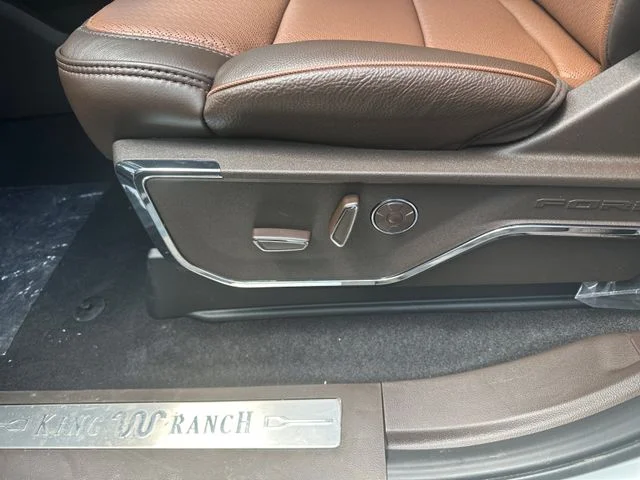 New 2026 Star White Metallic Tri-Coat Ford King Ranch® image 26