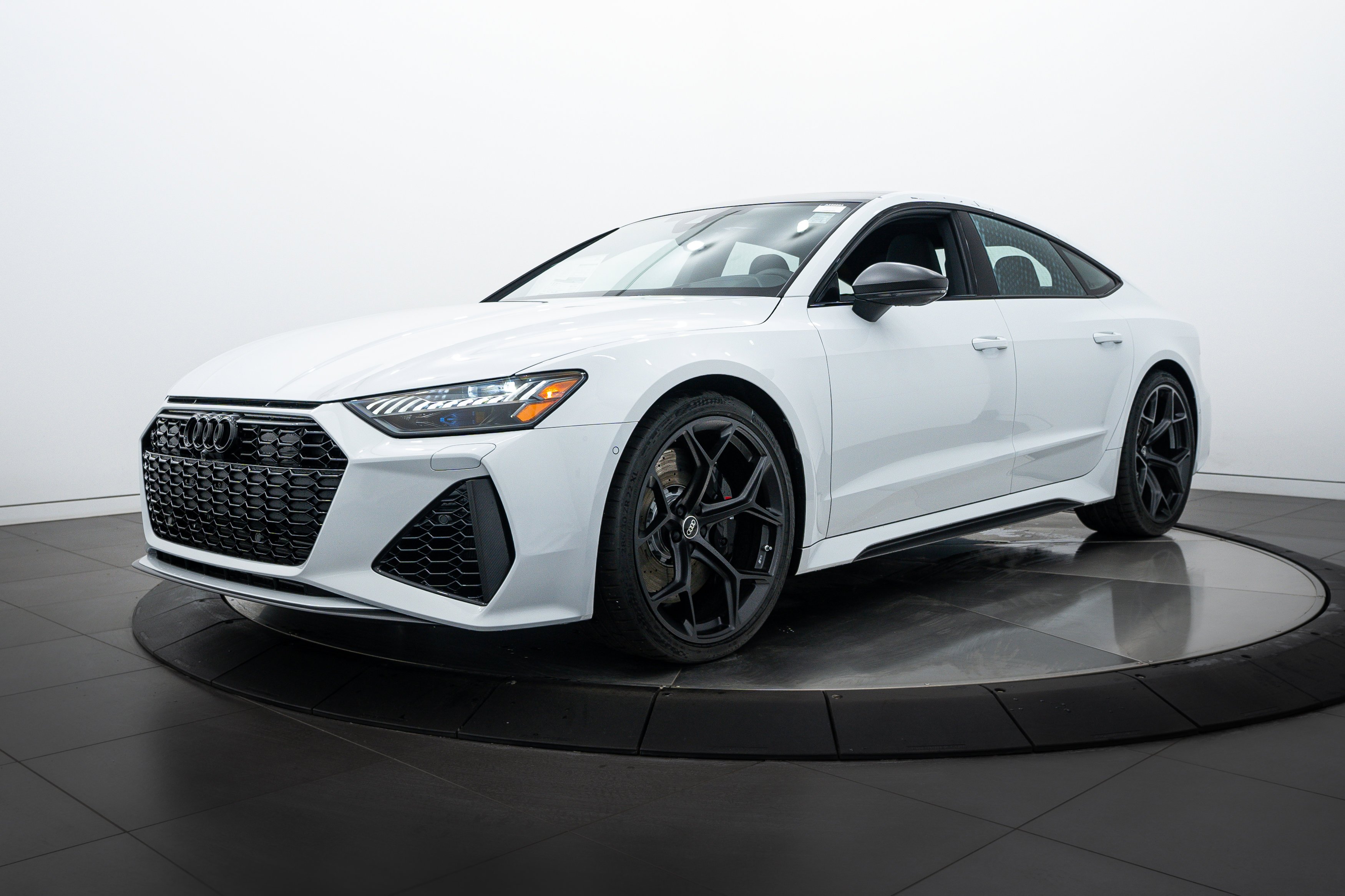 2025 Audi RS 7 Base - Photo 6