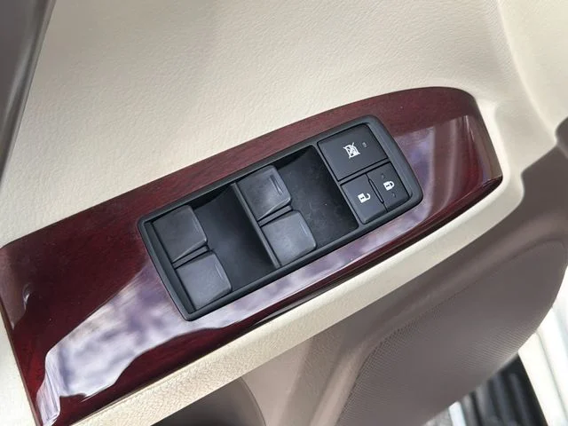 Used 2019  Lexus 460 image 18