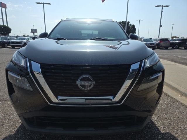 Used 2023 Black Nissan SV image 2