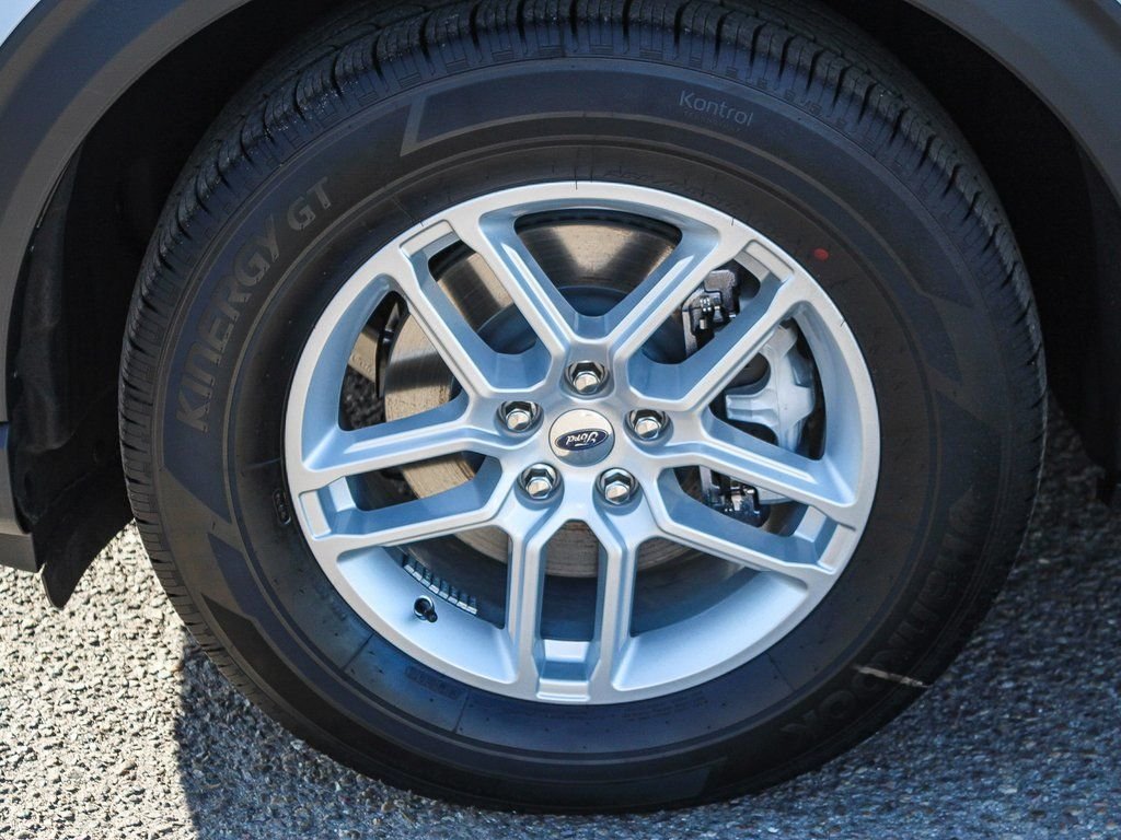 2026 Ford Explorer Active - Photo 6