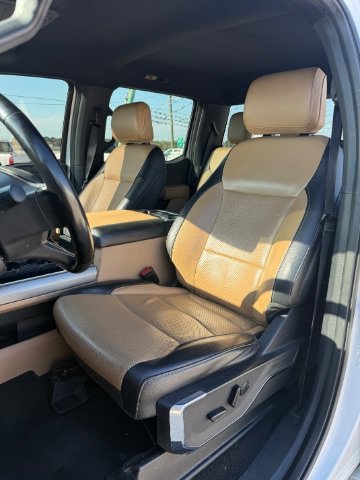 Used 2023 White Ford LARIAT image 16