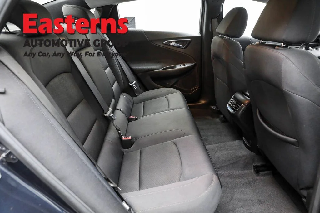 Used 2023 Gray Chevrolet LT image 22