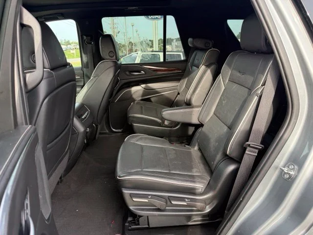 Used 2023 Silver Cadillac Premium Luxury image 15