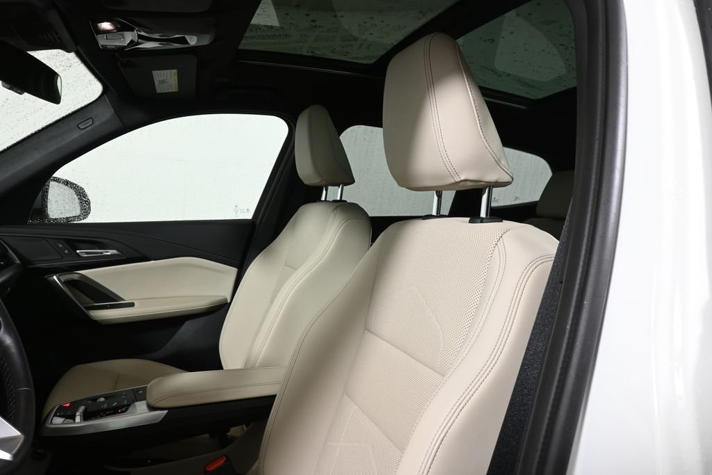 Certified Used 2024 Alpine White BMW xDrive28i image 5