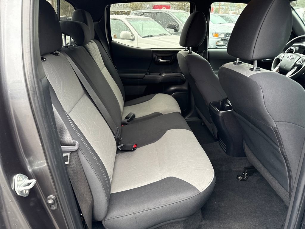 2022 Toyota Tacoma TRD Off Road - Photo 11