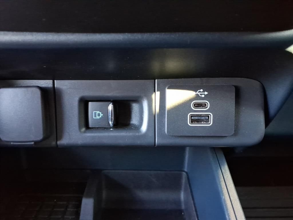 2025 FORD MAVERICK - Image 13