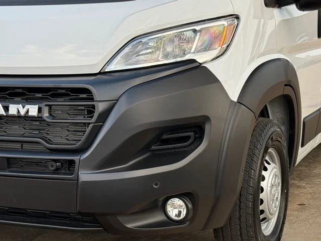 New 2026 Bright White Clear-Coat Exterior Paint RAM High Roof image 11