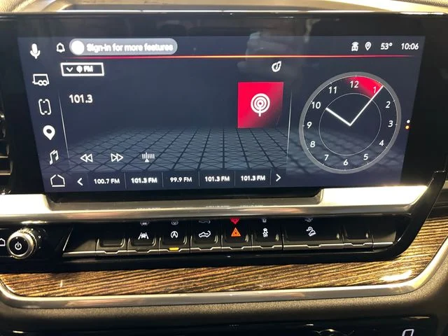 Used 2025 Silver GMC SLE image 19