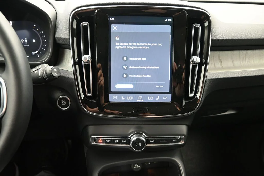 Certified Used 2025 Onyx Black Volvo Plus image 13