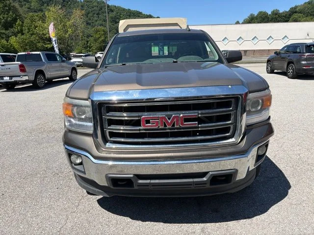 Used 2015 Brown GMC SLE image 3