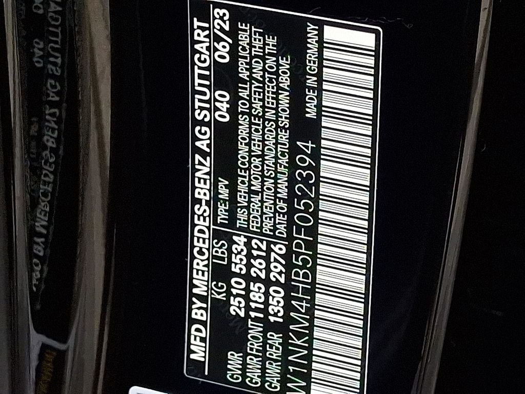Used 2023 Black Mercedes-Benz GLC 300 image 26