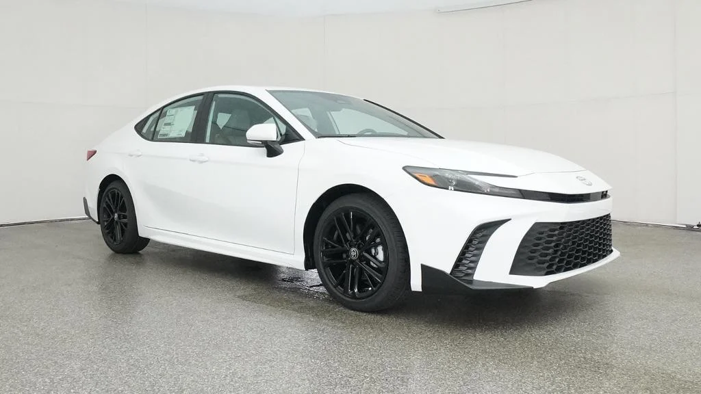 New 2026 Ice Cap Toyota SE image 9