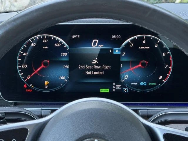 Used 2020 Gray Mercedes-Benz 4MATIC® image 16
