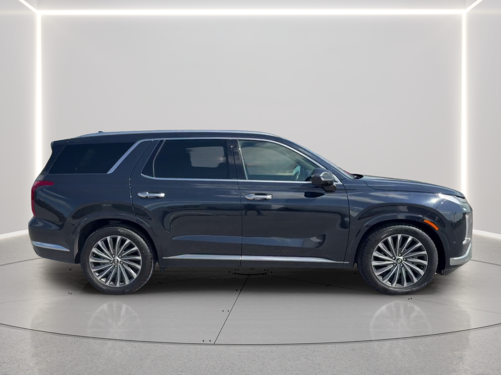 Used 2024 White Hyundai Calligraphy image 4
