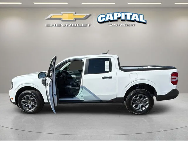 Used 2025 White Ford XLT image 10
